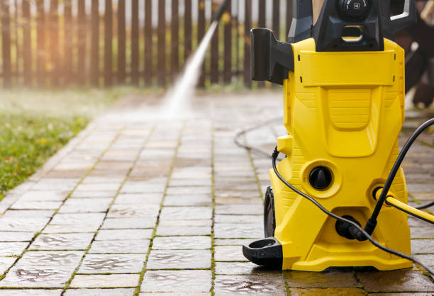 Best Post-Construction Pressure Washing  in Bettendorf, IA